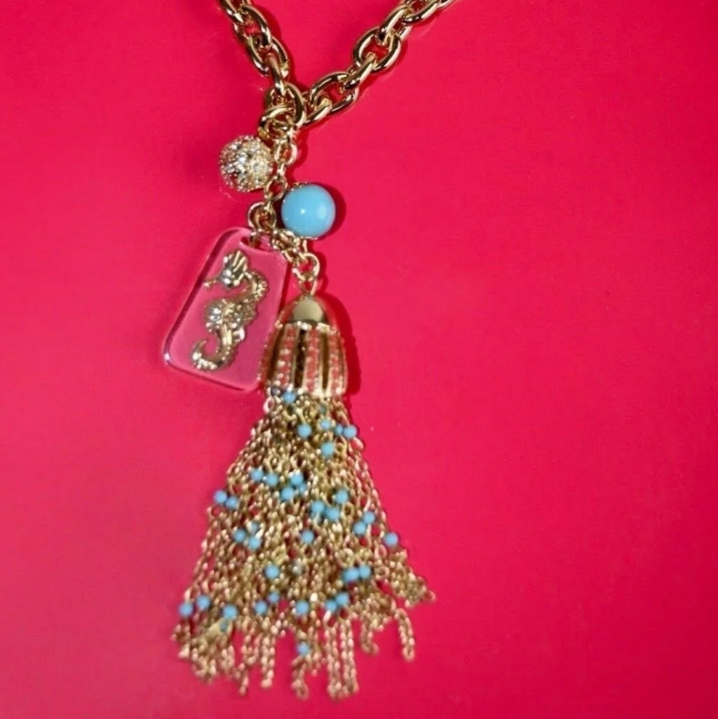 Lilly Pulitzer Gold And Turquoise Charm Necklace 42$